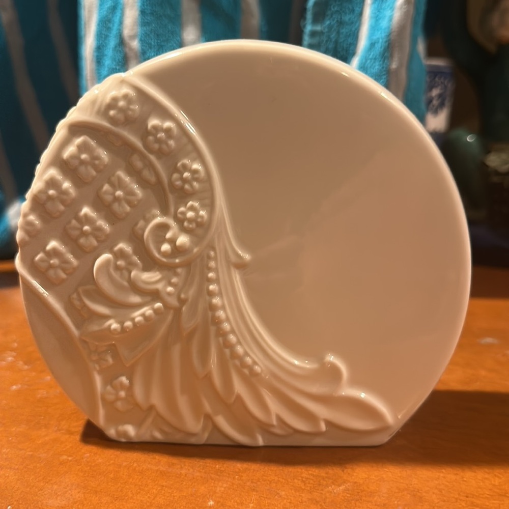 Porcelain Lennox clock - Picture 3 of 5